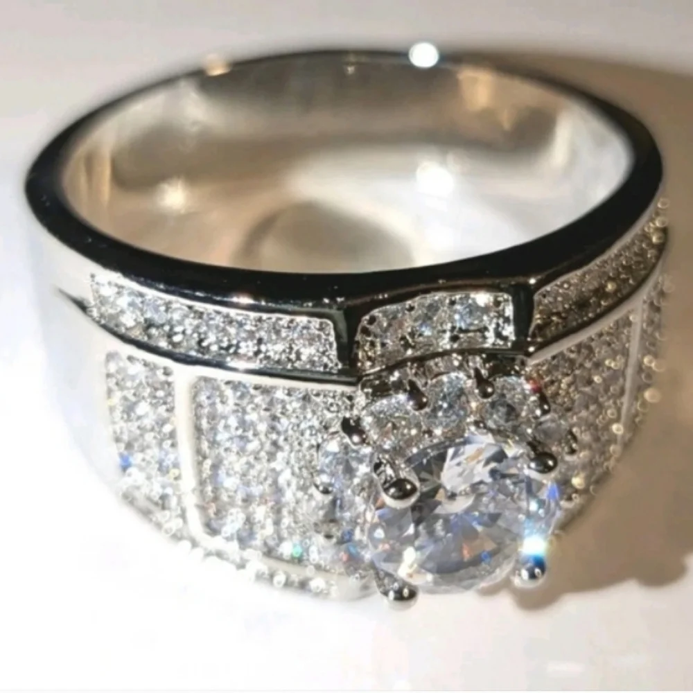 Elegant Mens 4 Ct Lab Created diamond Blinged out 925 Silver Wedding Band